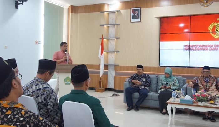 Gelar FGD Bersama Polres, Kemenag Tuban Serukan Pilkada Damai Tanpa Hoaks dan Politik Identitas Gelar FGD Bersama Polres, Kemenag Tuban Serukan Pilkada Damai Tanpa Hoaks dan Politik Identitas