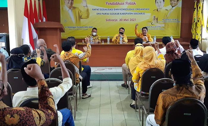 Konsolidasi Perdana, Ketua Golkar Sidoarjo Adam Rusydi Ajak Pengurus Berlari Kencang