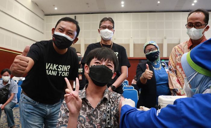 Gandeng FKLJKD, Bank Jatim Gelar Vaksinasi Dosis 2 Gandeng FKLJKD, Bank Jatim Gelar Vaksinasi Dosis 2