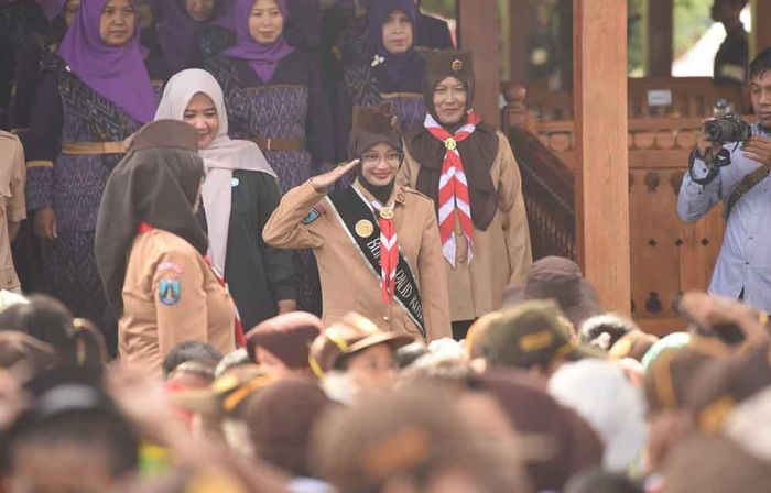 Kenakan Baju Pramuka, Vinanda Prameswati Hadiri Jambore PAUD Prasiaga Kota Kediri