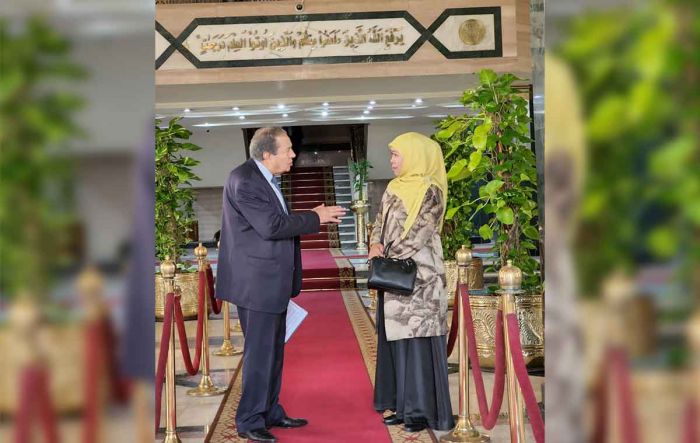 Kunker ke Mesir dan Bertemu Imam Besar Al-Azhar, Gubernur Khofifah Bahas Tambahan Beasiswa Kunker ke Mesir dan Bertemu Imam Besar Al-Azhar, Gubernur Khofifah Bahas Tambahan Beasiswa