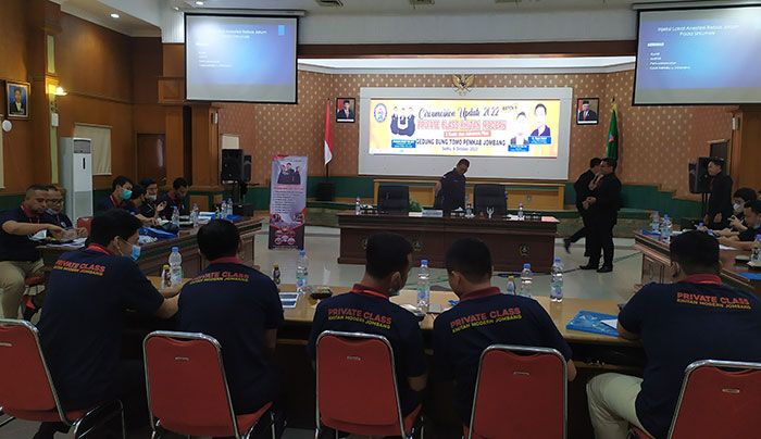 Gandeng Komunitas Khitan Nusantara, Jombang Smart Team Gelar Pelatihan Privat Sunat Modern