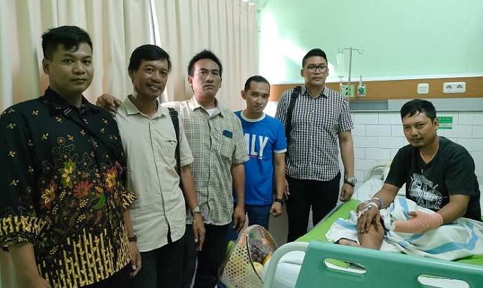 Baliho Caleg Timpa Warga hingga Masuk RS, PDIP Gresik Tanggung Jawab, Instruksikan Cek Ulang APK Baliho Caleg Timpa Warga hingga Masuk RS, PDIP Gresik Tanggung Jawab, Instruksikan Cek Ulang APK