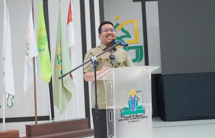 Anwar Sadad Ajak Mahasiswa Jember Diskusi Wacana Amandemen UUD 