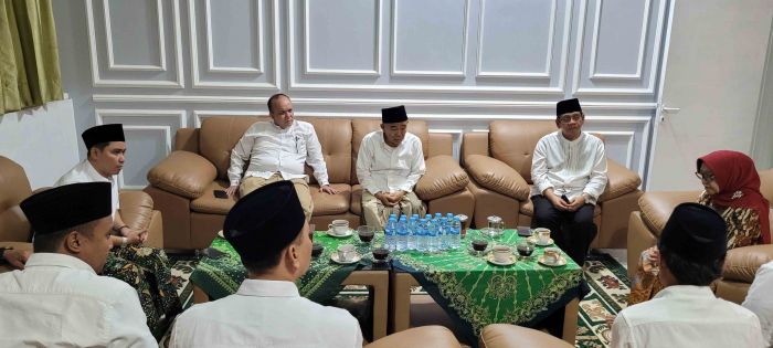 Ketua PPP Jatim Nyai Mundjidah: Tak Buka Penjaringan, sudah Calonkan Gus Barra Ketua PPP Jatim Nyai Mundjidah: Tak Buka Penjaringan, sudah Calonkan Gus Barra