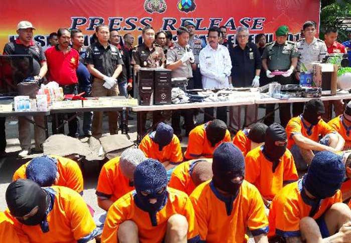 12 Hari, Polres Gresik Berhasil Ungkap 55 Kasus Kriminalitas 12 Hari, Polres Gresik Berhasil Ungkap 55 Kasus Kriminalitas