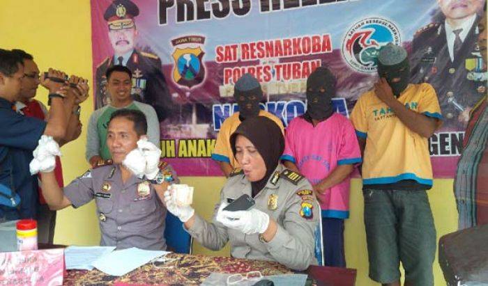 Miris, Nelayan, Tukang Parkir, hingga Petani Kini jadi Pengedar Pil Koplo Miris, Nelayan, Tukang Parkir, hingga Petani Kini jadi Pengedar Pil Koplo