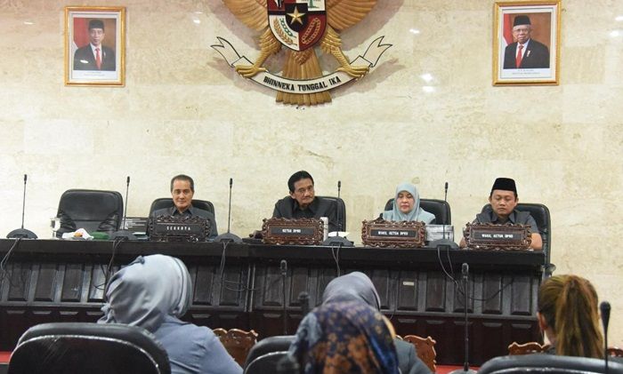 Paripurna DPRD Kota Kediri, Fraksi-fraksi Soroti Pasar Setono Betek