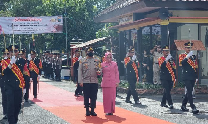 Pisah Sambut Kapolres Bangkalan, ini Hal Pertama yang akan Dilakukan AKBP Wiwit Pisah Sambut Kapolres Bangkalan, ini Hal Pertama yang akan Dilakukan AKBP Wiwit