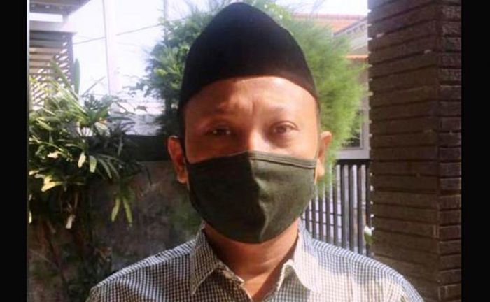 KPU Gresik Hanya Menerima Rekom DPP Bermaterai di Pendaftaran Pilkada 2020 KPU Gresik Hanya Menerima Rekom DPP Bermaterai di Pendaftaran Pilkada 2020