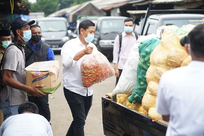 Gerak Cepat, Wali Kota Kediri Kirim Sayur Mayur ke Warga Terdampak Erupsi Gunung Semeru Gerak Cepat, Wali Kota Kediri Kirim Sayur Mayur ke Warga Terdampak Erupsi Gunung Semeru