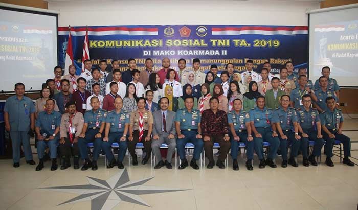Kaskoarmada II Buka Acara Komsos 2019, Ini Pesan Pangkoarmada II Kaskoarmada II Buka Acara Komsos 2019, Ini Pesan Pangkoarmada II