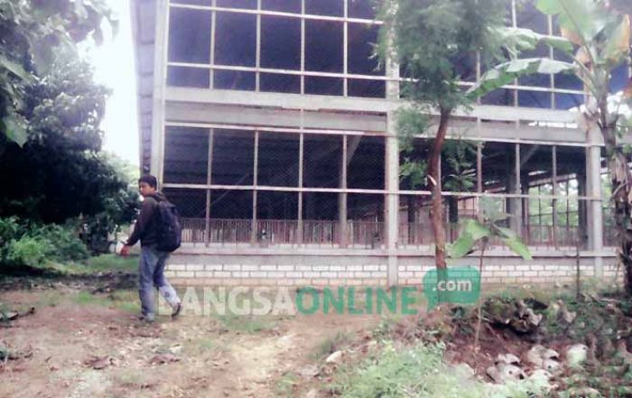 Bantuan Kandang Ayam dari Kemendes PDT di Desa Wotan Panceng Gresik Mangrak Bantuan Kandang Ayam dari Kemendes PDT di Desa Wotan Panceng Gresik Mangrak