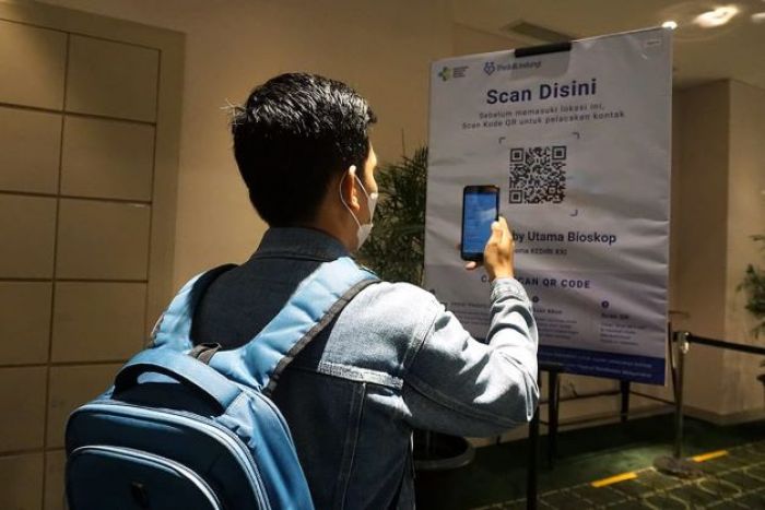 Bioskop di Kediri Buka Kembali, Ada Penonton Nekat Meski Belum Vaksin Kedua Bioskop di Kediri Buka Kembali, Ada Penonton Nekat Meski Belum Vaksin Kedua