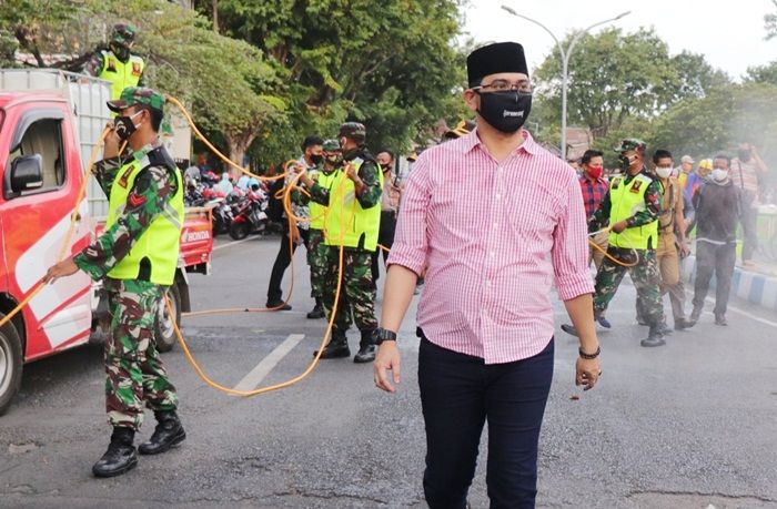 Pantau Pembatasan Kawasan Alun-alun, Pemkot Pasuruan Temukan PKL Masih Sediakan Tempat Duduk