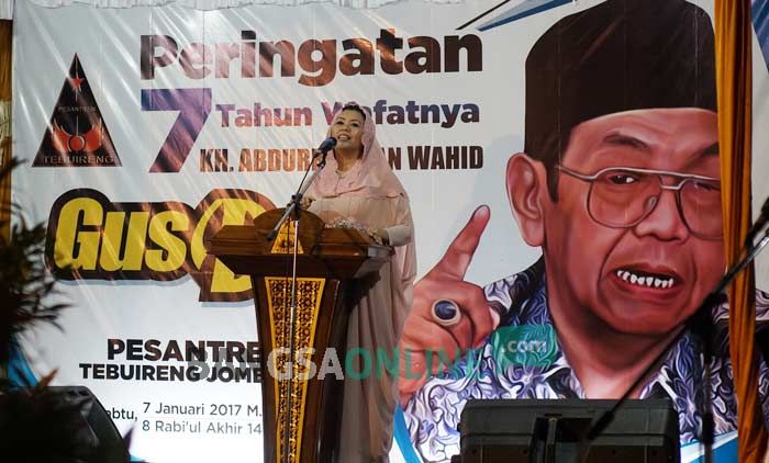 Yenny Wahid Sampaikan Salam Jokowi dan Ingatkan Bahaya Hoax di Haul ke-7 Gus Dur