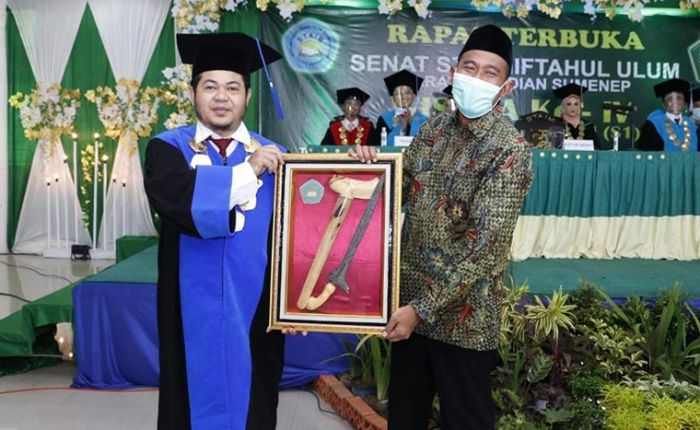 Bupati Sumenep Ajak Generasi Muda Tingkatkan Kualitas Diri Hadapi Kemajuan Teknologi Bupati Sumenep Ajak Generasi Muda Tingkatkan Kualitas Diri Hadapi Kemajuan Teknologi