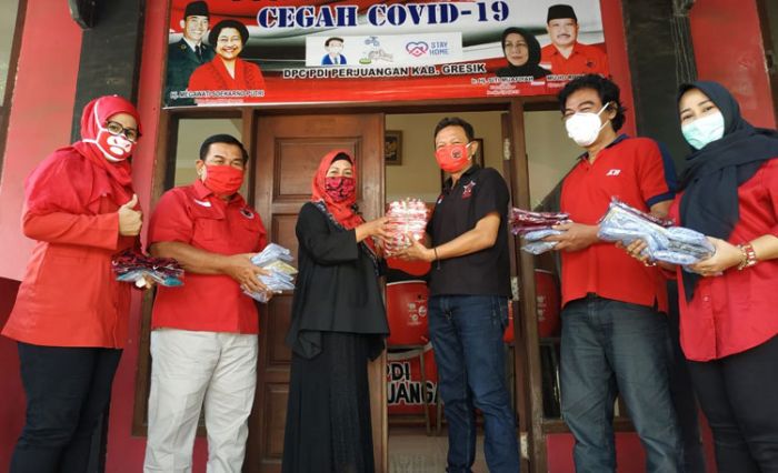 PDIP Gresik Buka Posko Gotong Royong Cegah Sebaran COVID-19