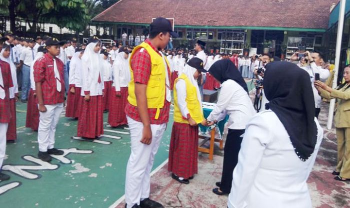 Kepala BNN Lantik Satgas Antinarkoba SMAN 2 Batu