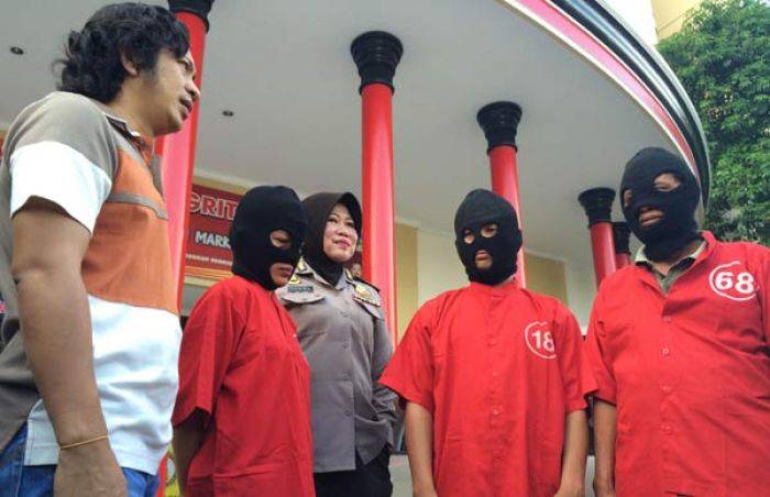 Merasa Uang Belanjanya Kurang, Istri Simpanan ini Gadaikan Mobil Suami Merasa Uang Belanjanya Kurang, Istri Simpanan ini Gadaikan Mobil Suami