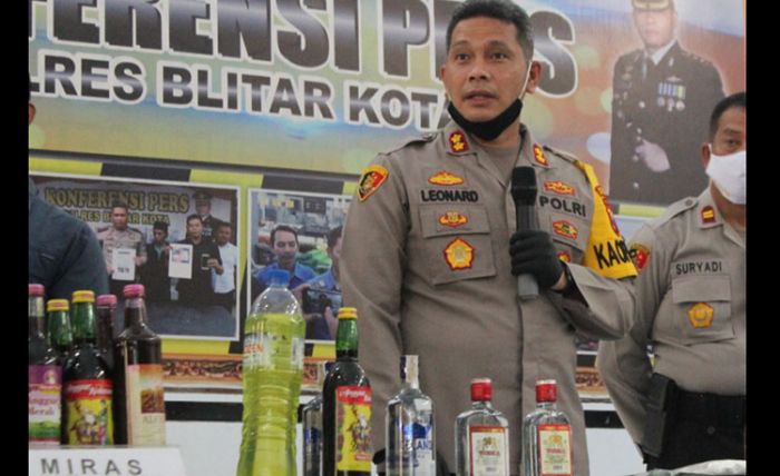 Hasil Autopsi, Korban Tewas Miras Oplosan di Blitar Karena Keracunan dan Kerusakan Organ Hasil Autopsi, Korban Tewas Miras Oplosan di Blitar Karena Keracunan dan Kerusakan Organ