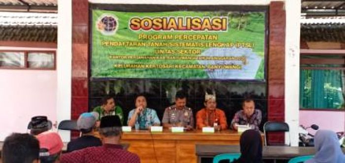 Kelompok Nelayan Banyuwangi Sertifikatkan Tanahnya Melalui Program PTSL Kelompok Nelayan Banyuwangi Sertifikatkan Tanahnya Melalui Program PTSL
