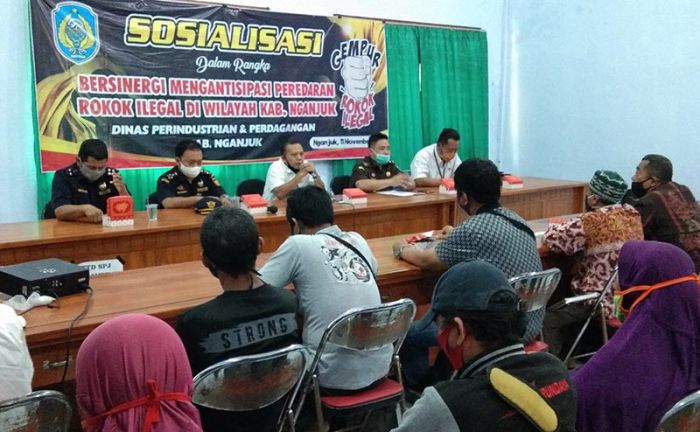 ​Berantas Peredaran Rokok Ilegal, Disperindag Nganjuk Gencarkan Sosialisasi