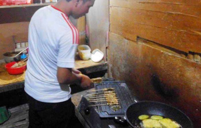 Jamur Dijadikan Sate, Kenapa Tidak? Coba Saja di Resto Jamur Fatihah