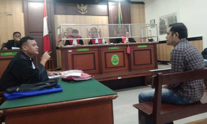 Sidang Kasus Narkoba Oknum PNS Satpol PP Gresik Ungkap Keterlibatan Salah Satu Kabid Sidang Kasus Narkoba Oknum PNS Satpol PP Gresik Ungkap Keterlibatan Salah Satu Kabid