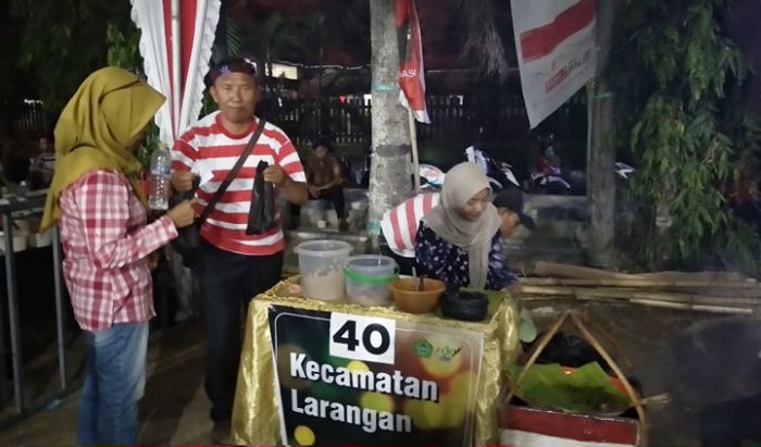 Pesta Rakyat, Ribuan Warga Pamekasan Makan Gratis Bersama Wabup Raja Pesta Rakyat, Ribuan Warga Pamekasan Makan Gratis Bersama Wabup Raja