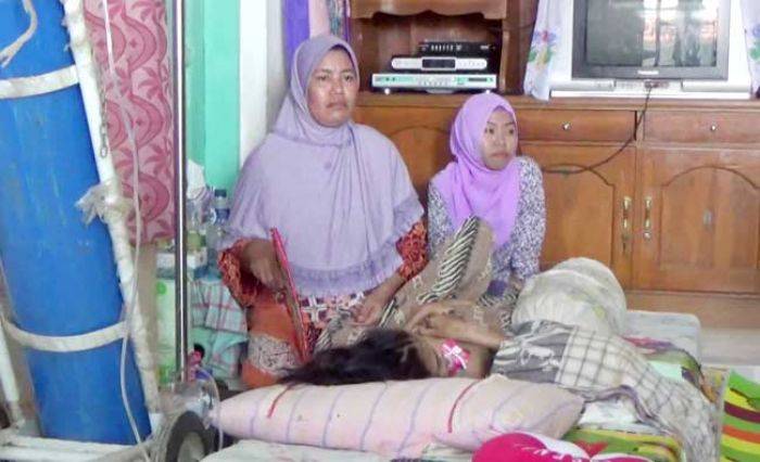 Siswa Penderita Tumor Tulang Ganas di Sumenep Divonis Dokter tak Bisa Diselamatkan Siswa Penderita Tumor Tulang Ganas di Sumenep Divonis Dokter tak Bisa Diselamatkan