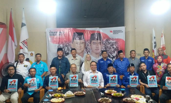 KIM Gresik Mulai Bergerak Menangkan Pasangan Prabowo-Gibran KIM Gresik Mulai Bergerak Menangkan Pasangan Prabowo-Gibran