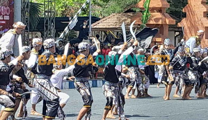 Ribuan Penari Meriahkan Situbondo Ethnic Festival 2023