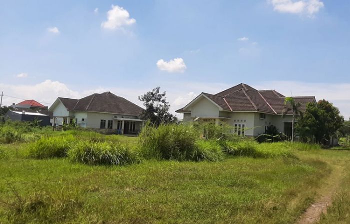 Berencana Bangun Pondok, Wakaf Tanah Keluarga Bakrie di Sidoarjo Ternyata Bermasalah Berencana Bangun Pondok, Wakaf Tanah Keluarga Bakrie di Sidoarjo Ternyata Bermasalah