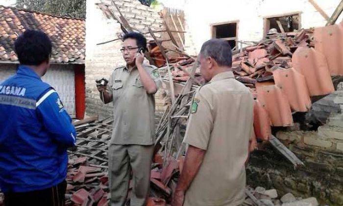 Korban Puting Beliung di Sumenep Butuh Perhatian Korban Puting Beliung di Sumenep Butuh Perhatian