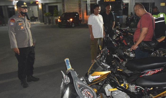 Meresahkan Warga, Polres Pamekasan Amankan 6 Unit Sepeda Motor Balap Liar Meresahkan Warga, Polres Pamekasan Amankan 6 Unit Sepeda Motor Balap Liar