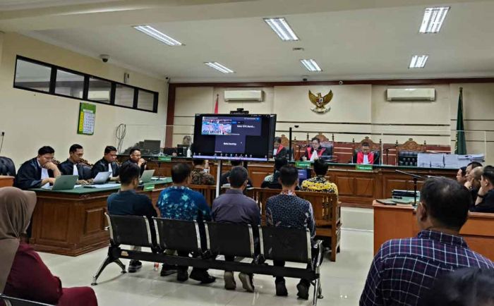 Nama Gus Muhdlor Kerap Dicatut Sopir Pribadi dalam Kasus Pemotongan Insentif ASN BPPD Sidoarjo Nama Gus Muhdlor Kerap Dicatut Sopir Pribadi dalam Kasus Pemotongan Insentif ASN BPPD Sidoarjo