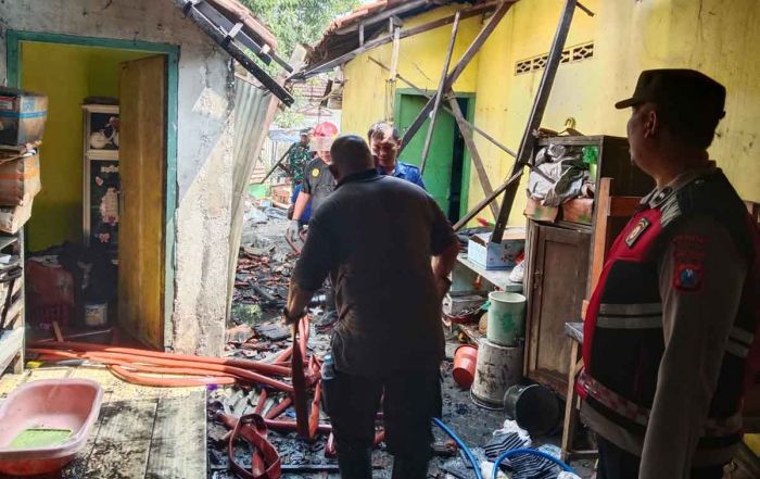 Kebakaran Gegerkan Warga Sekitar Pasar Sukodono Kebakaran Gegerkan Warga Sekitar Pasar Sukodono