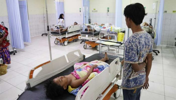 Anak-anak Rombongan Patrol Sahur Ditabrak Mobil Anak-anak Rombongan Patrol Sahur Ditabrak Mobil