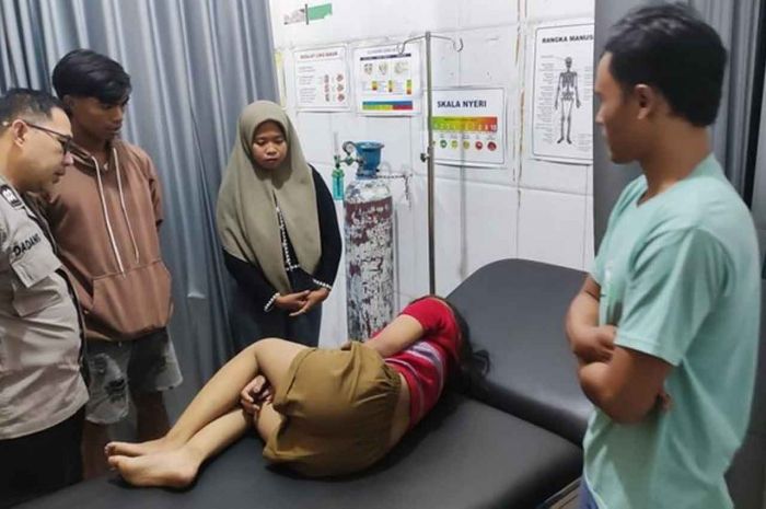 Diduga jadi Korban Penganiayaan saat Mabuk oleh Teman LC dan Waria, Siswi SMP Ditemukan Pingsan