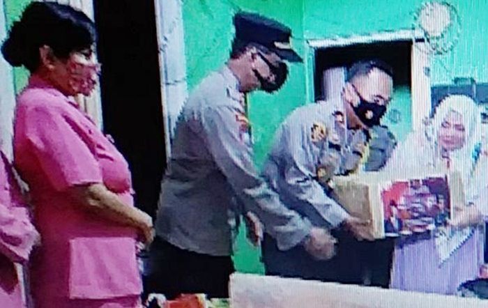 Polres Sumenep Gelar Baksos, Kunjungi Panti Asuhan hingga Purnawirawan dan Warakawuri Polri Polres Sumenep Gelar Baksos, Kunjungi Panti Asuhan hingga Purnawirawan dan Warakawuri Polri