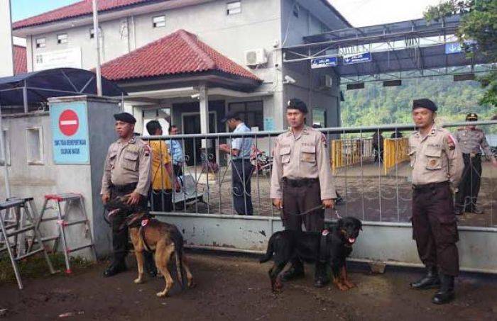 Eksekusi Mati Jilid III segera Digelar, 14 Terpidana Dikabarkan Masuk Ruang Isolasi Eksekusi Mati Jilid III segera Digelar, 14 Terpidana Dikabarkan Masuk Ruang Isolasi