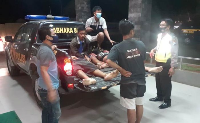 Kecelakaan Maut Melibatkan 3 Motor di Jalan Daendels Tuban, 2 Tewas dan 2 Luka Berat Kecelakaan Maut Melibatkan 3 Motor di Jalan Daendels Tuban, 2 Tewas dan 2 Luka Berat