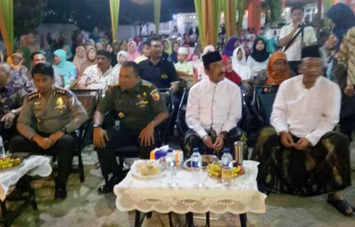 Sambung Rasa di Campurrejo, Bupati Sambari Pamerkan Keberhasilan Selama Memimpin Gresik Sambung Rasa di Campurrejo, Bupati Sambari Pamerkan Keberhasilan Selama Memimpin Gresik