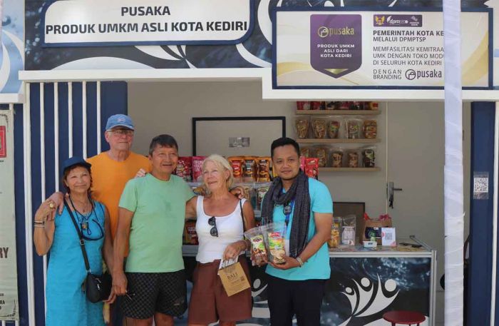 Stan Kuliner Kota Kediri Diserbu Turis di Bali Stan Kuliner Kota Kediri Diserbu Turis di Bali