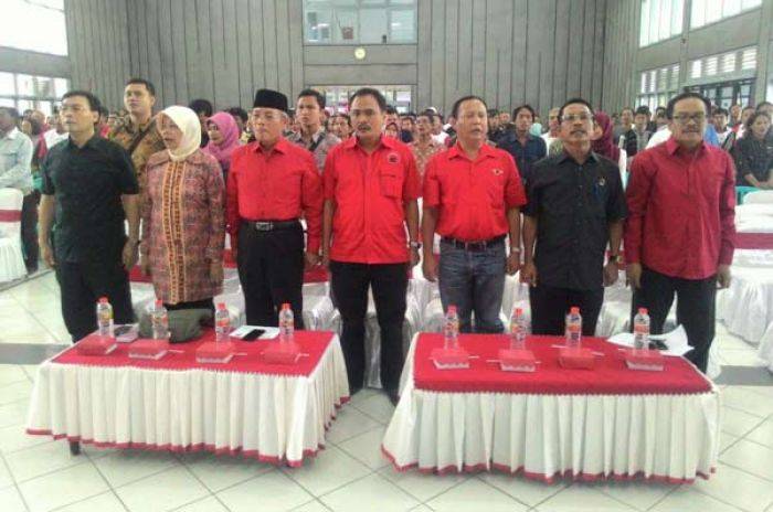 DPC PDIP Kediri Bekali Ribuan Saksi Pemenangan Harmas