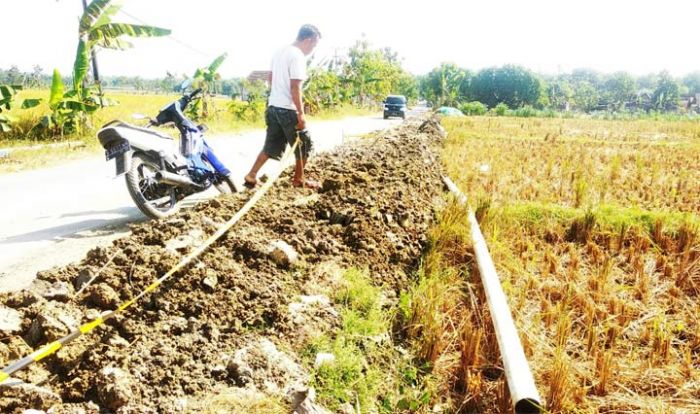 Giliran Warga Parengan Keluhkan Pipanisasi CNG PT BAG, Pertanyakan Izin