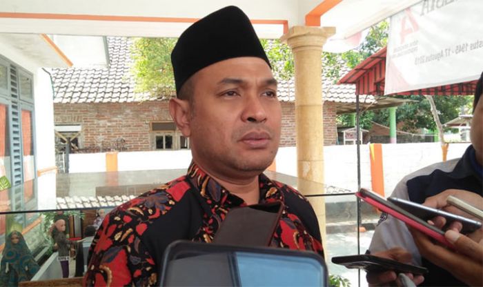 Syarat Maju Pilkada Tak Pernah Mabuk dan Berzina, KPU Kota Blitar Tunggu Informasi Resmi dari KPU RI Syarat Maju Pilkada Tak Pernah Mabuk dan Berzina, KPU Kota Blitar Tunggu Informasi Resmi dari KPU RI