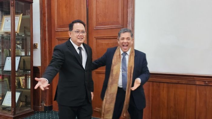 Terima Kunker Duta Besar Argentina, Pj Adhy Bahas Potensi Kerja Sama dan Investasi dengan Jatim Terima Kunker Duta Besar Argentina, Pj Adhy Bahas Potensi Kerja Sama dan Investasi dengan Jatim