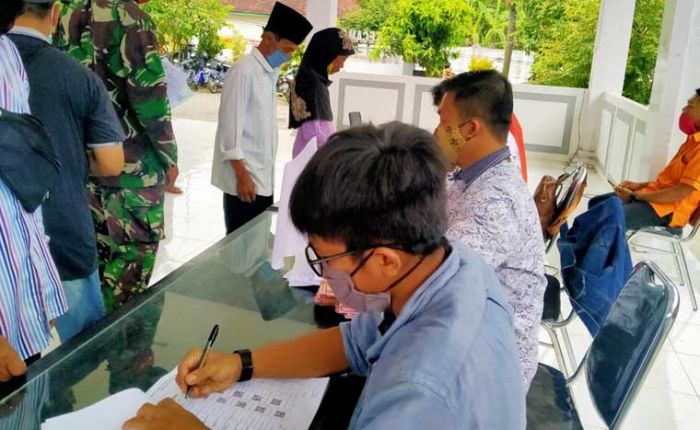 551 Warga Junrejo Terima BST dari Kemensos 551 Warga Junrejo Terima BST dari Kemensos